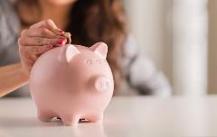 Savings - Piggy bank Savings - Piggy bank